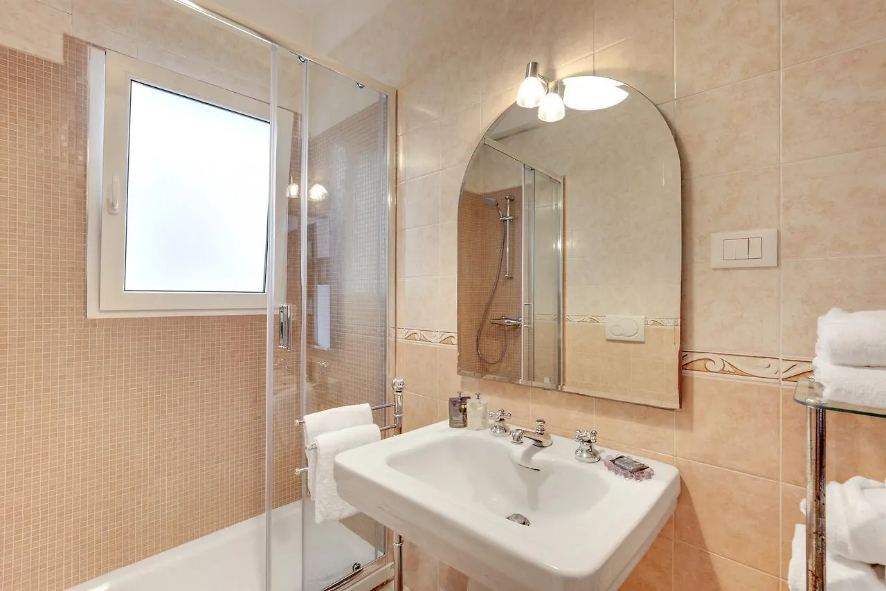 San Vidal Apartment Venice Italy