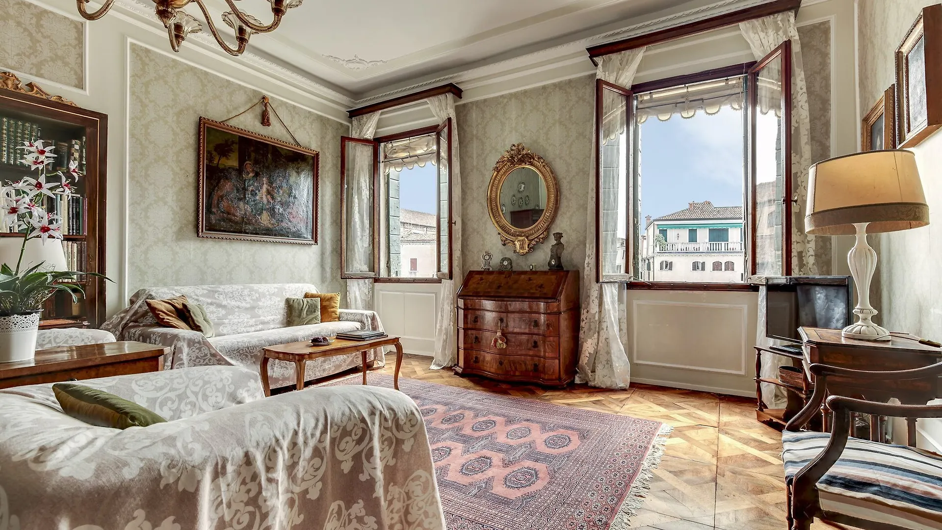 San Vidal Apartment Venice Italy