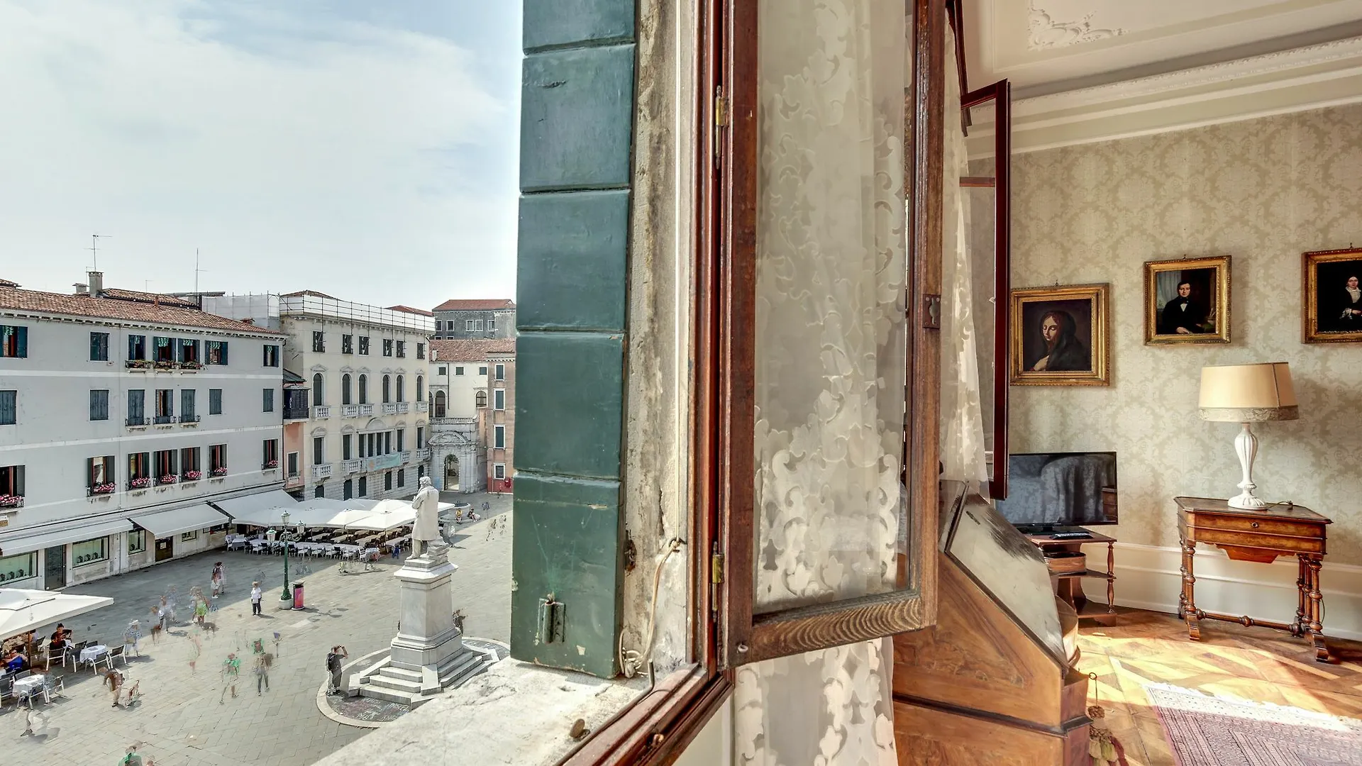 San Vidal Apartment Venice Italy
